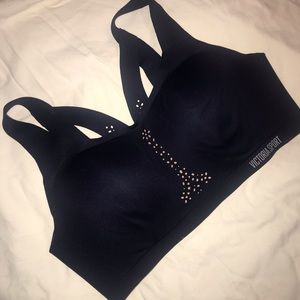 Victoria Sport sports bra